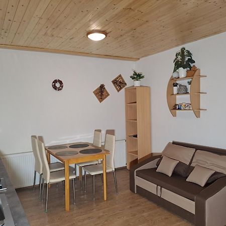 Apartman Albrecht ألبيرتشيك في ييزريسكي هوراش المظهر الخارجي الصورة